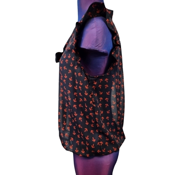 Eyelash Couture Navy & Red Nautical Anchor Sheer Blouse Size Medium - Picture 3 of 6